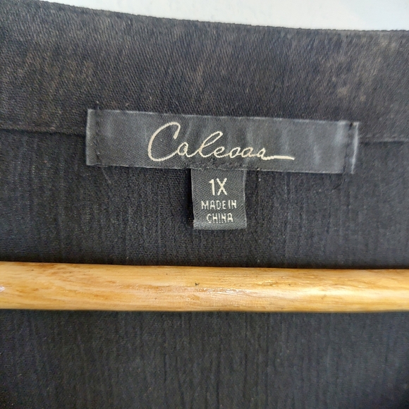 Calessa Floral Embroidered Bleached Tie DyeTop Size 1X‎ - Picture 4 of 9